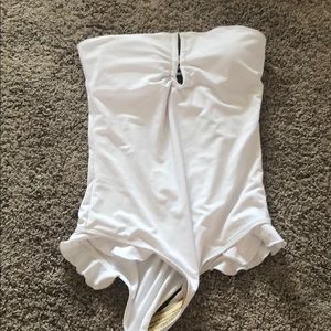 One piece swim suit